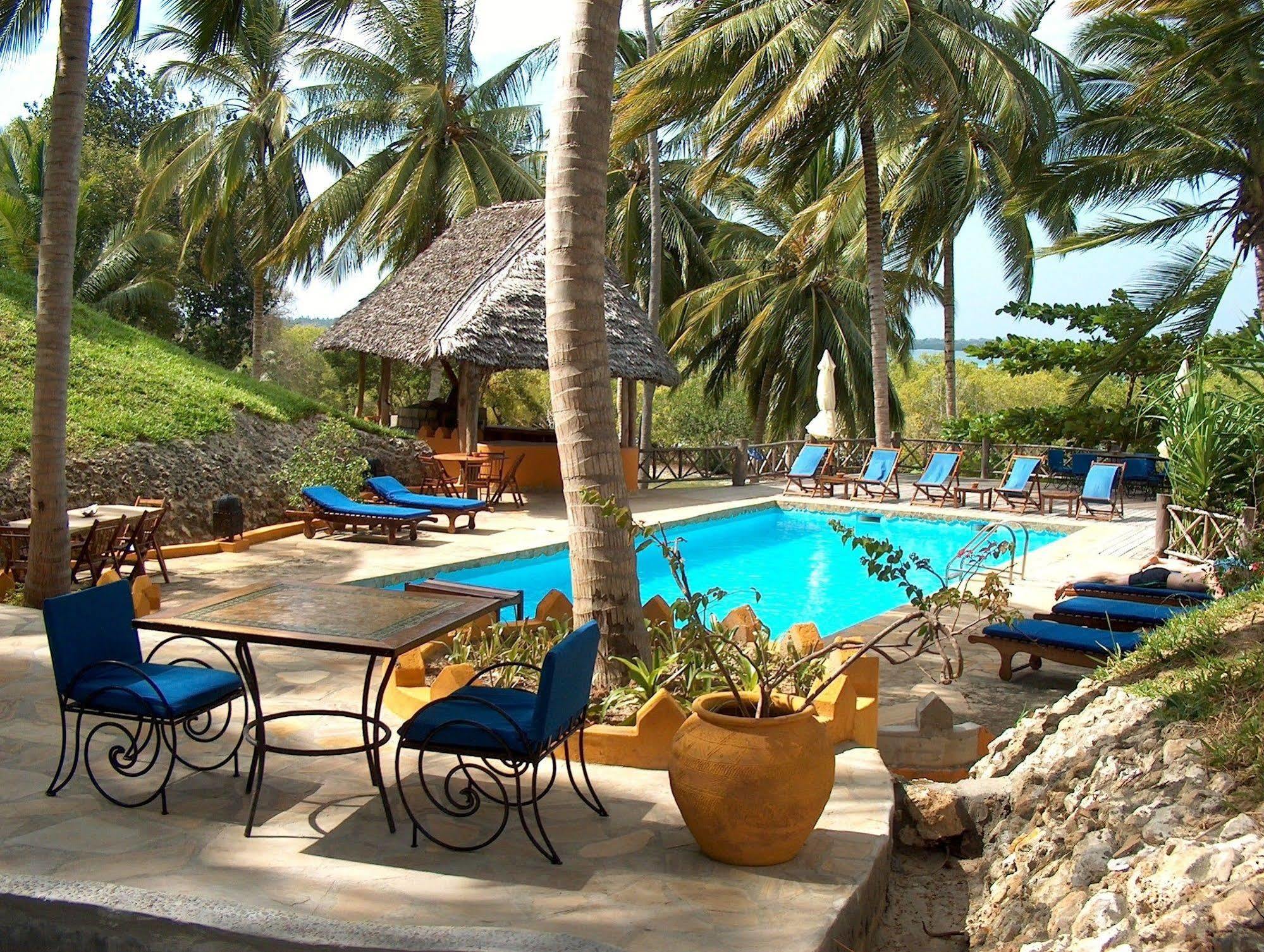 Kinasi Lodge Utende المظهر الخارجي الصورة