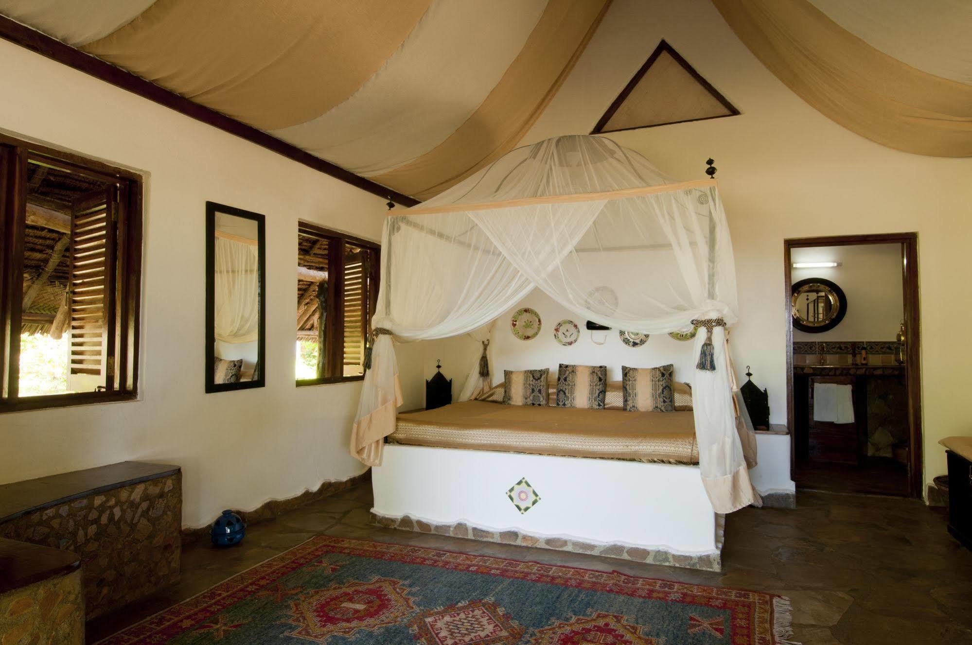 Kinasi Lodge Utende المظهر الخارجي الصورة