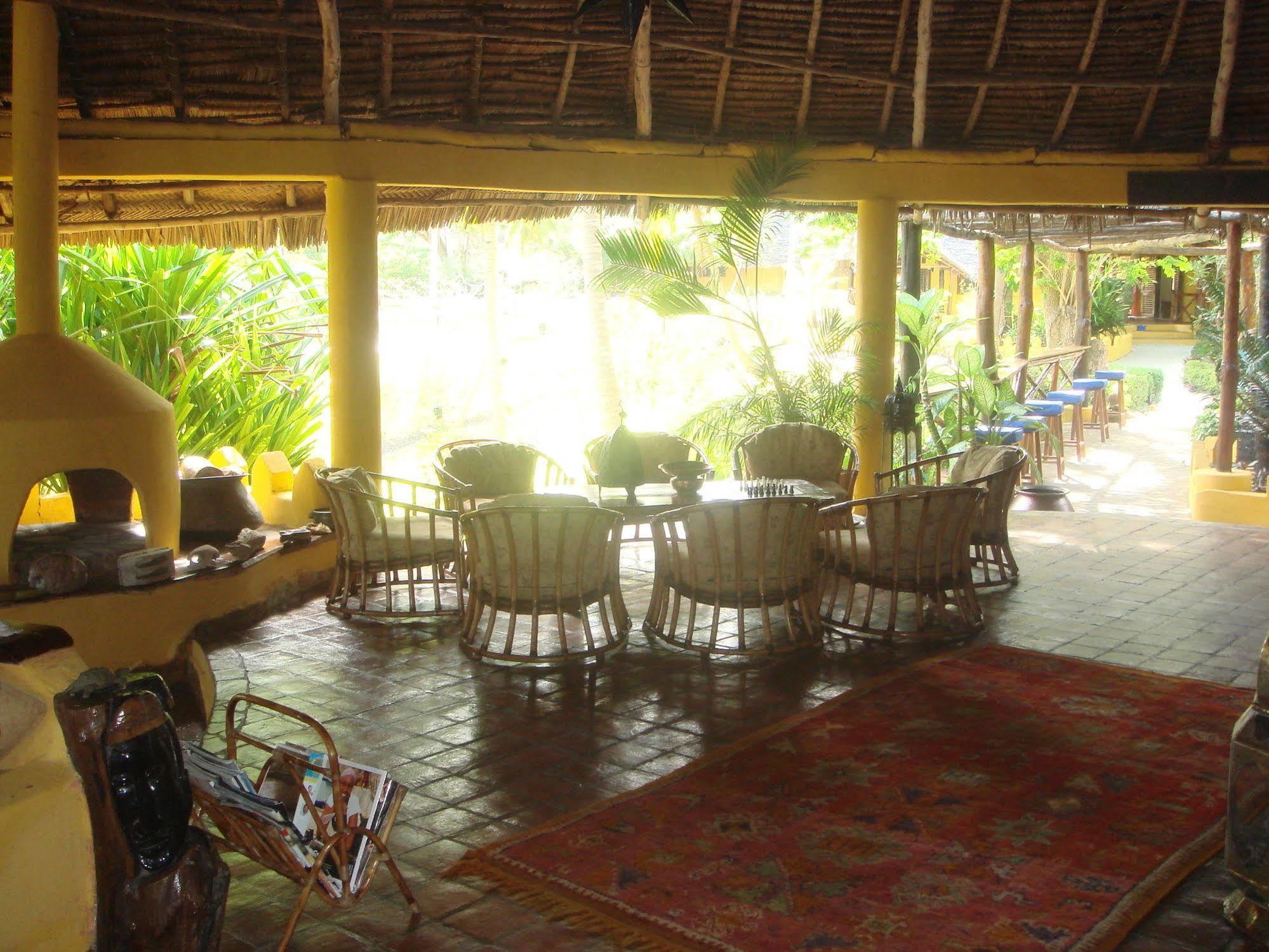 Kinasi Lodge Utende المظهر الخارجي الصورة