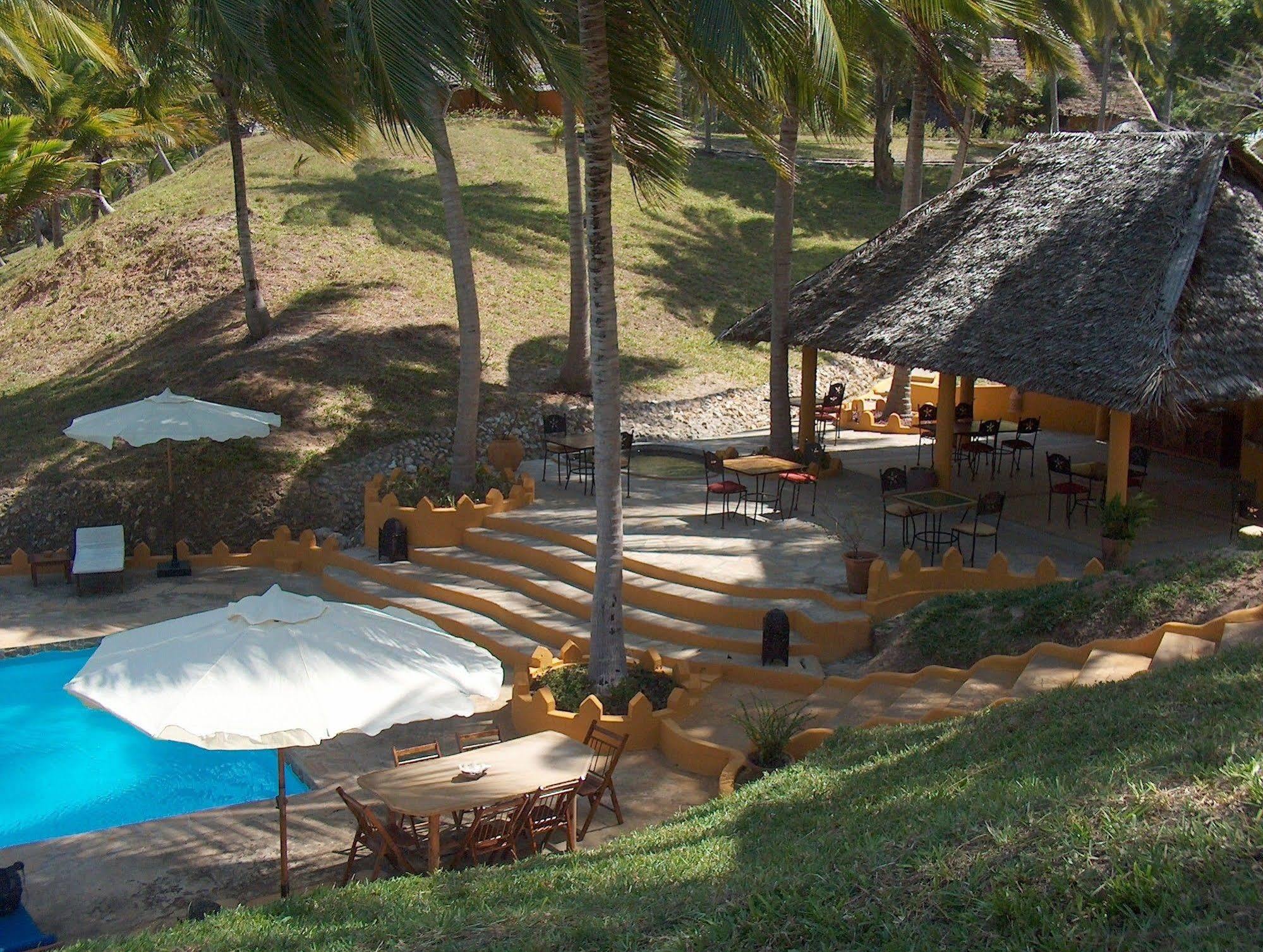 Kinasi Lodge Utende المظهر الخارجي الصورة