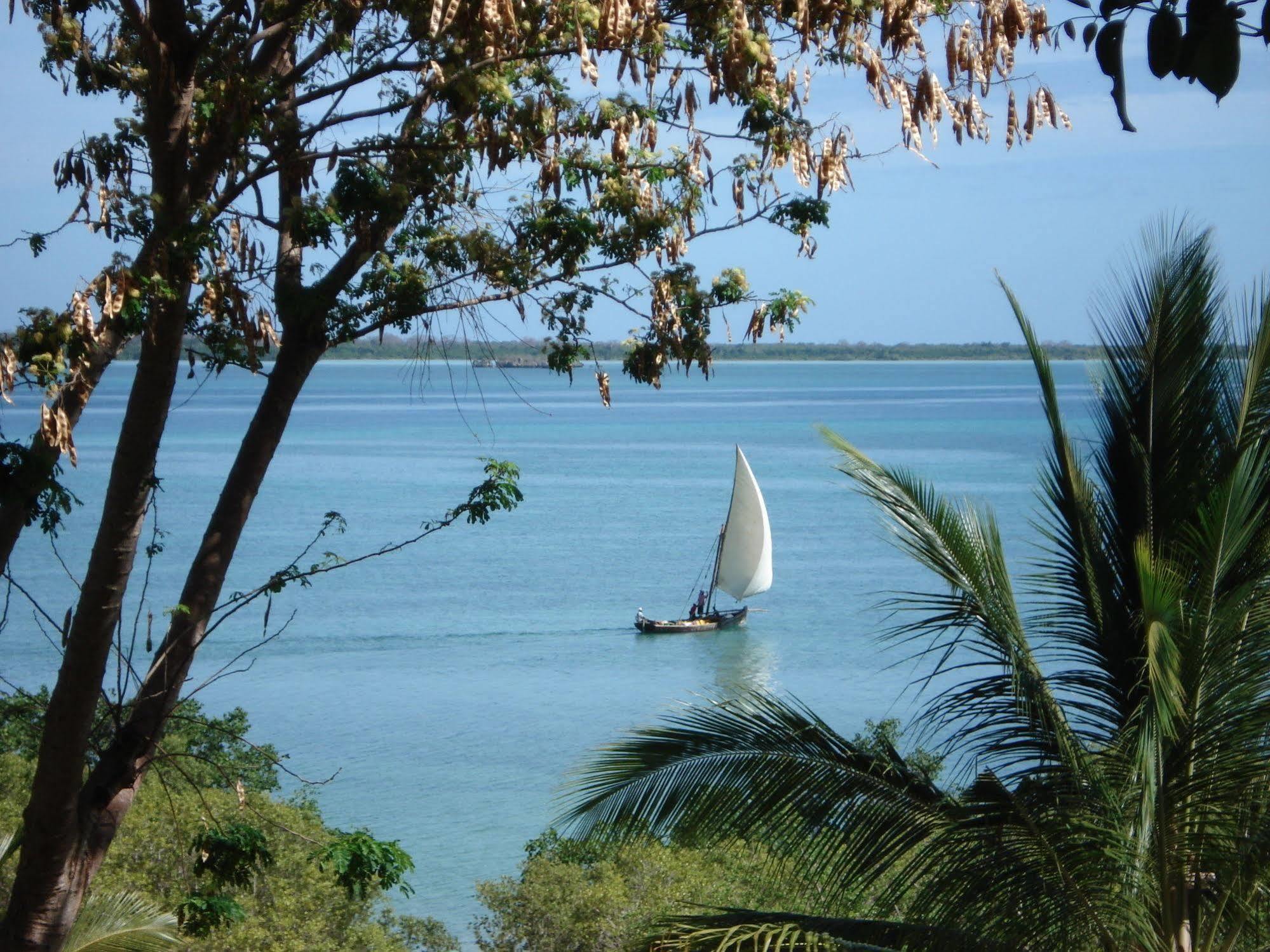 Kinasi Lodge Utende المظهر الخارجي الصورة